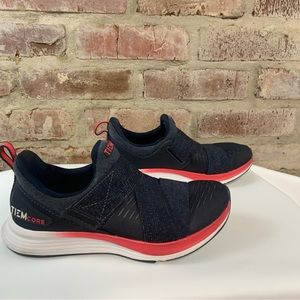 Tiem sneakers size 7